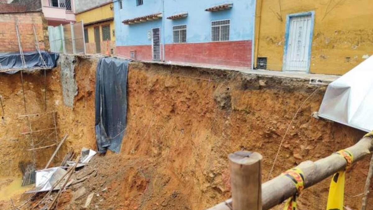 Colapsó una calle del barrio Mutualidad en Bucaramanga