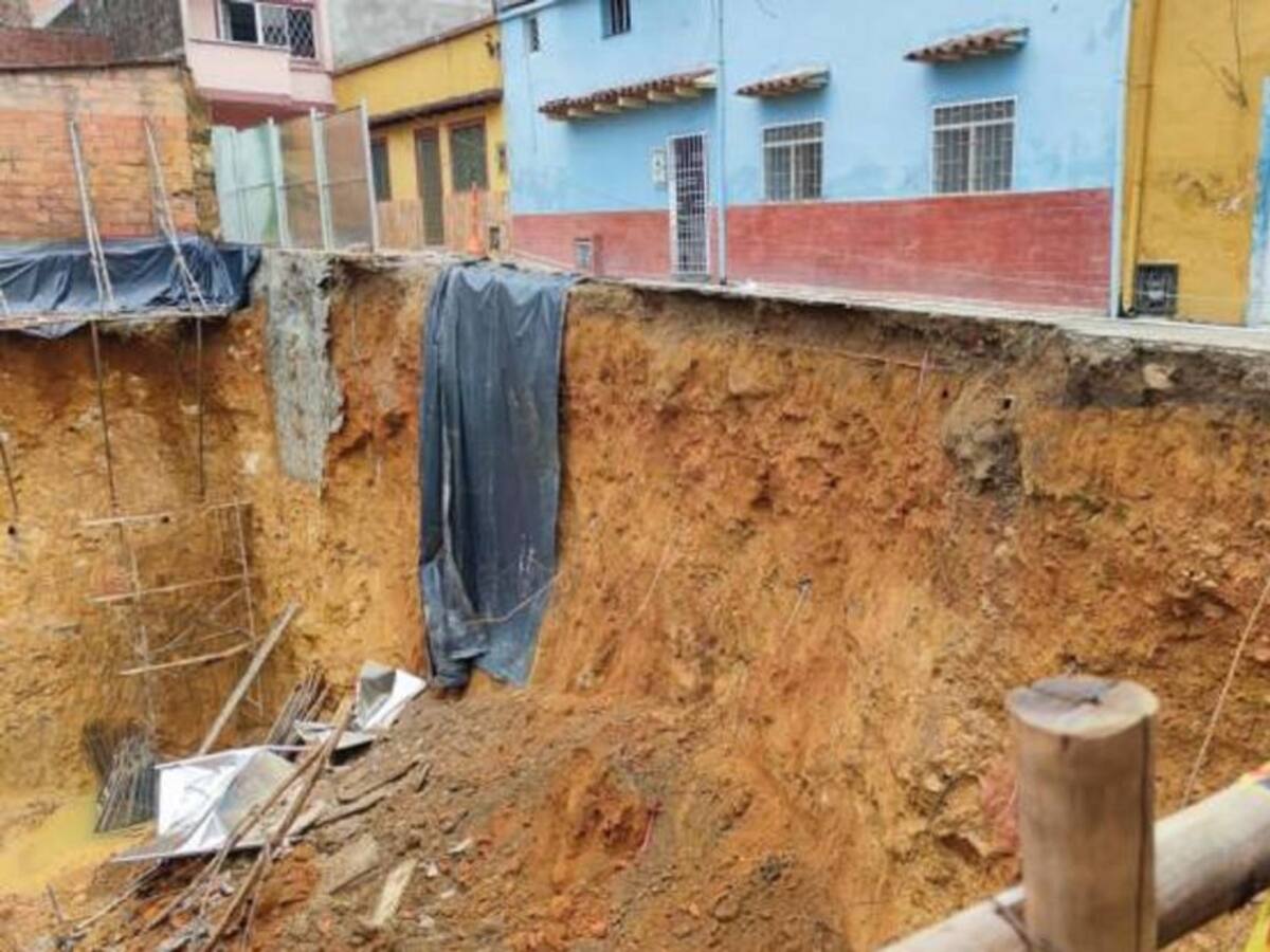 Colapsó una calle del barrio Mutualidad en Bucaramanga