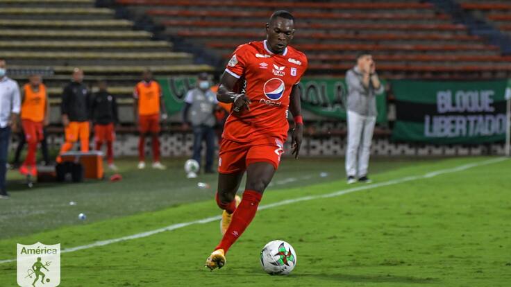 "Es un honor que me comparen con Duván Zapata" Diber Cambindo