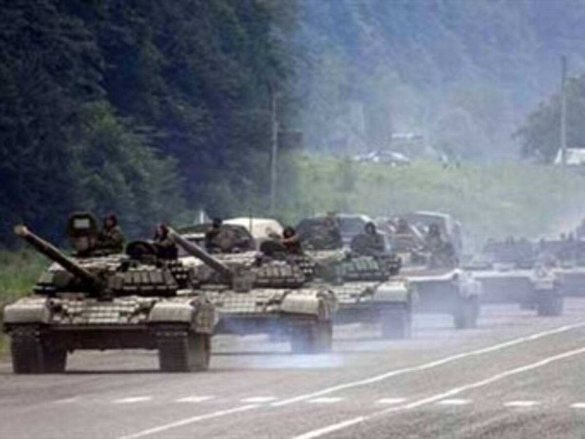 Francia ofrece 'en rebaja', hasta 40 tanques de guerra a Colombia