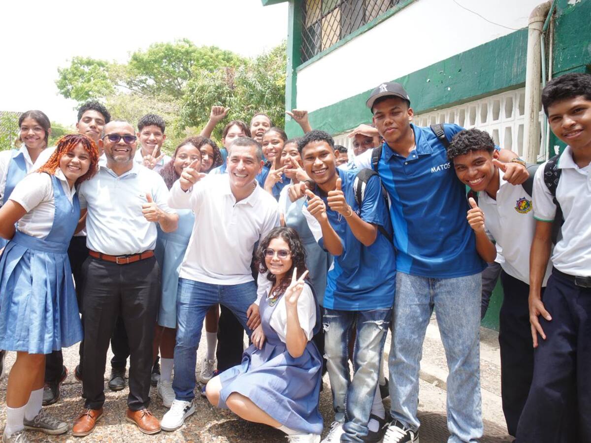 I.E. pública de Cartagena alcanza máxima categoría por resultados en pruebas Saber 11