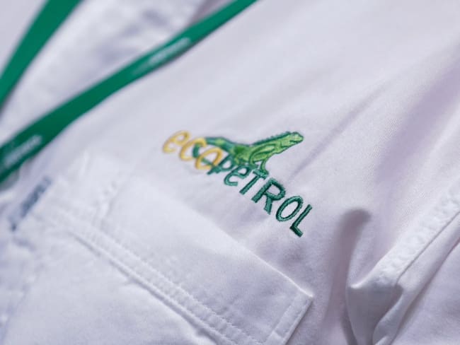 Camisa con el logo de Ecopetrol / Foto: Colprensa