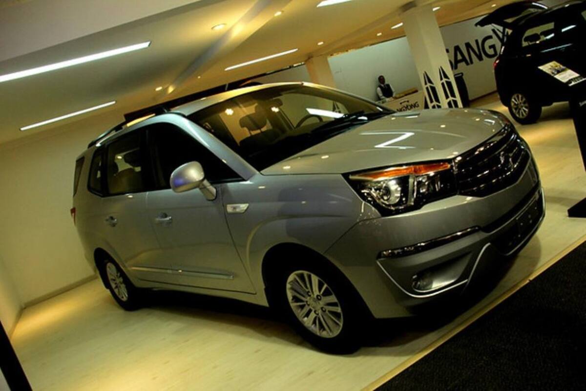 Los amantes de los automóviles se dan cita en Corferias donde se exhiben más de 1000 vehículos con  modelos recientes de las más reconocidas marcas de automóviles a nivel mundial.