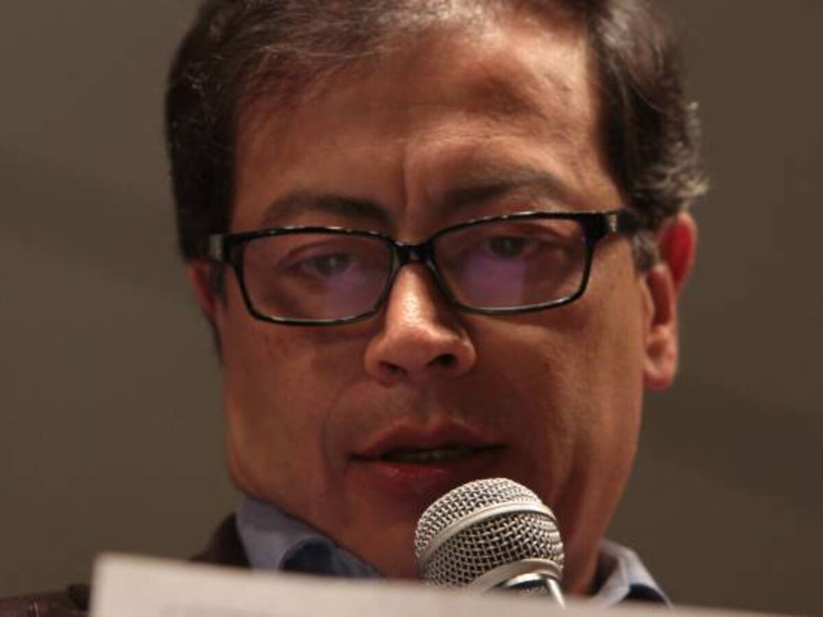 Petro pide claridad a la Nación sobre recursos para obras de movilidad en Bogotá