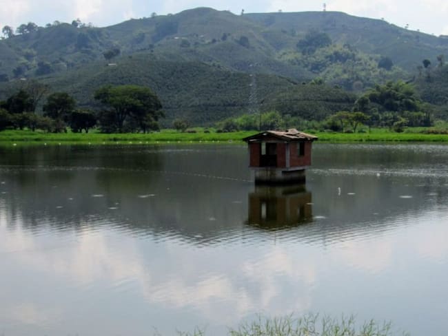 Lago Cameguadua en Chinchiná, Caldas