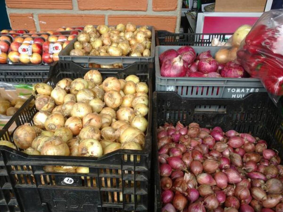 Comerciantes celebran que se hundió el IVA en la canasta familiar