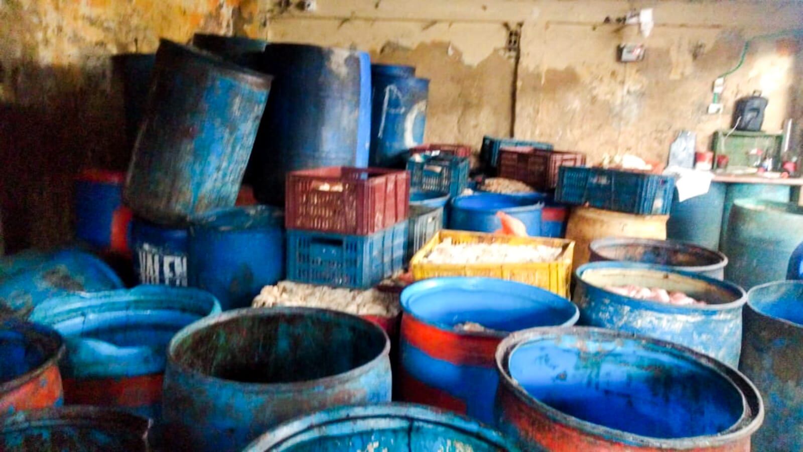 Autoridades clausuran mataderos clandestinos y negocios de curtido de pieles en Tunjuelito