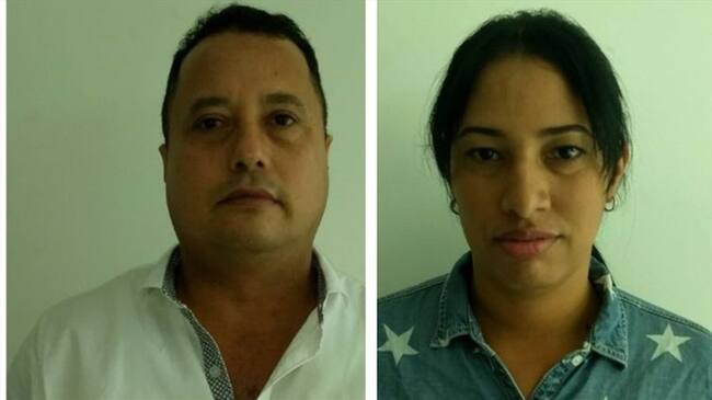 Se entregaron ante la Fiscalía hermano y sobrina de alias “Gavilán”. Foto: Cortesía Fiscalía