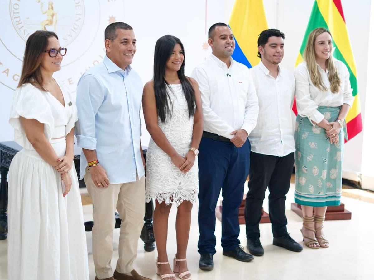 Alcalde Dumek Turbay posesiona nuevos delegados de Consejos de Juventudes de las tres localidades