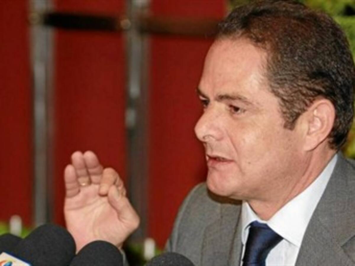 Gobierno alerta sobre falsos tramitadores para viviendas gratis