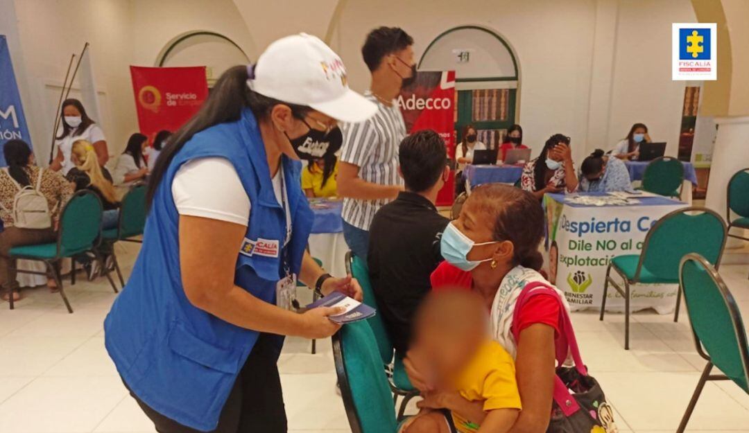 Igualmente, se brindó información para que las personas puedan denunciar a través de la línea 122 y la aplicación ADenunciar