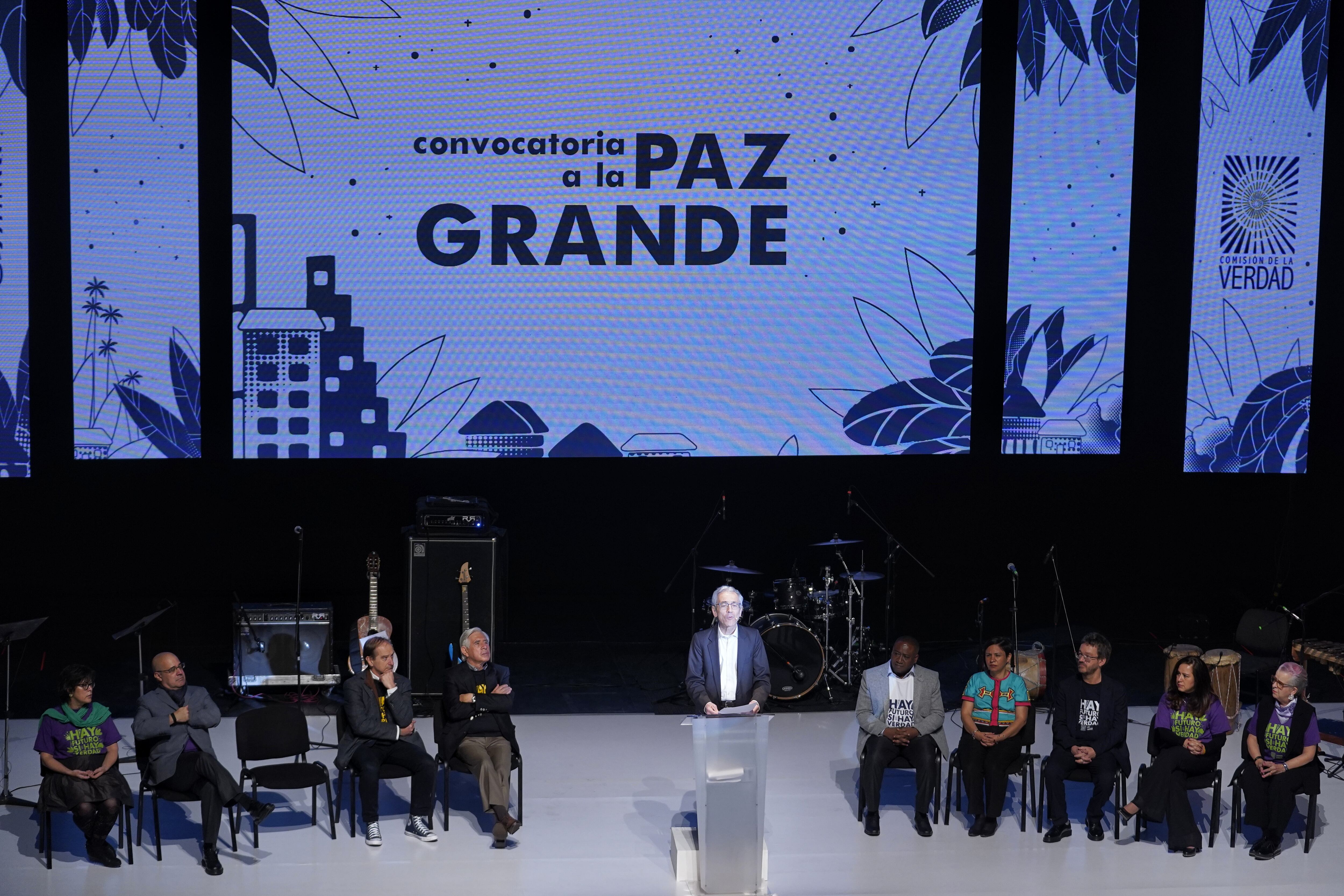 Bogotá. 28 de Junio del 2022. Desde el Teatro Jorge Eliécer Gaitán de Bogotá, la Comisión de la Verdad presenta al país su informe final sobre el conflicto armado en Colombia. (Colprensa-Sergio Acero)