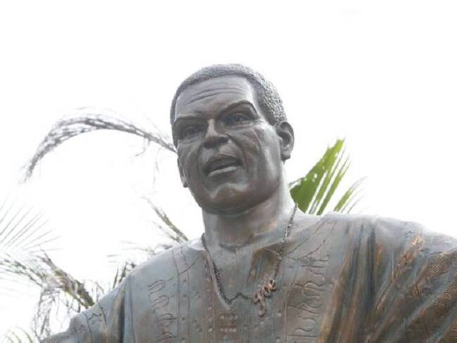 Polémica por retiro de estatua del Joe Arroyo en Cartagena