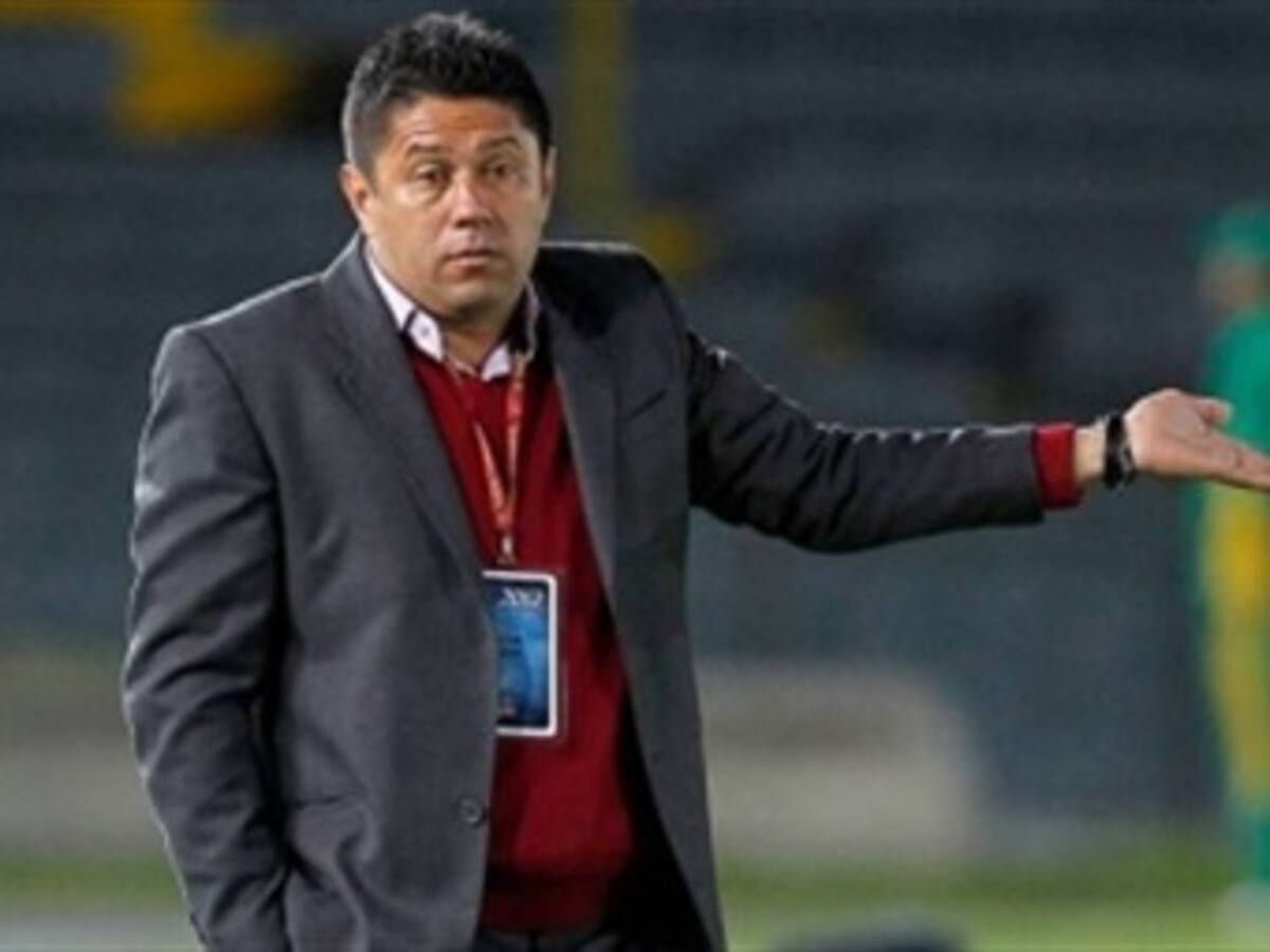 Itagüí se aprovechó y goleó 4-0 a un débil Santa Fe en Ditaires