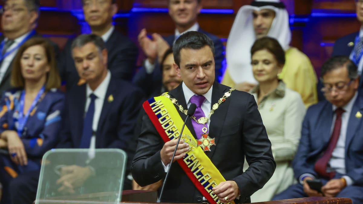 Ecuador: convocan referéndum para instalar bases militares extranjeras en el país