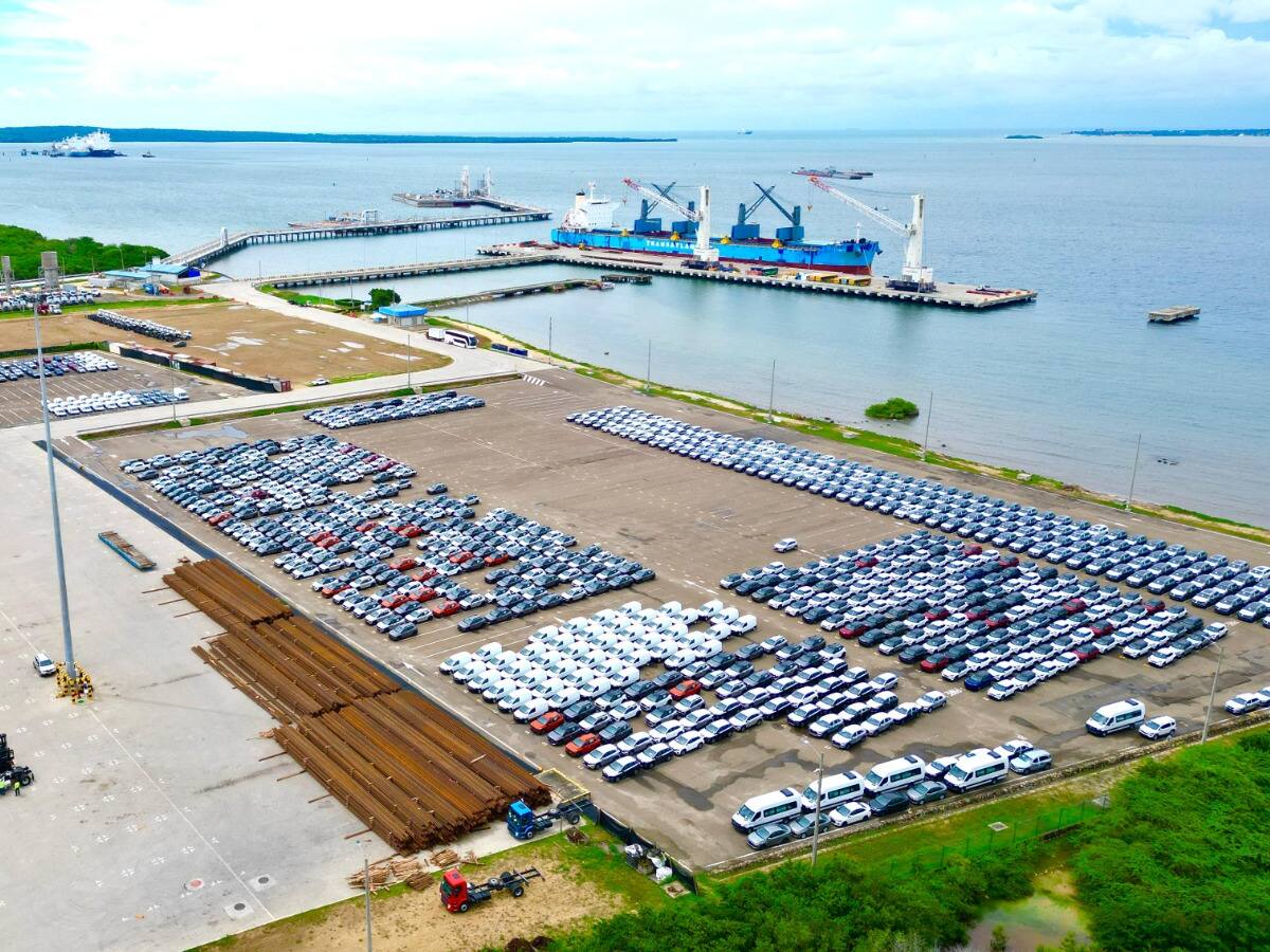 Rieles de la Línea 1 del Metro de Bogotá llegaron a Puerto Bahía en Cartagena