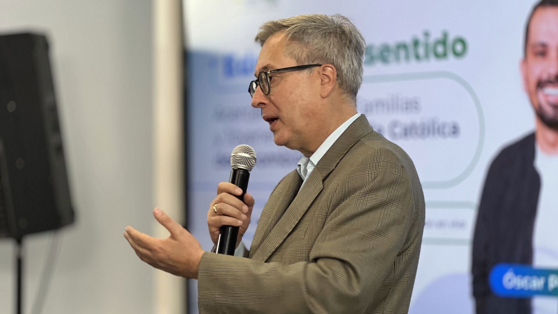 “Debemos entender la tecnología como una herramienta que ayuda a la educación y no como su sustituto”.   Rodrigo de la Ossa, director general de Santillana Colombia. | Foto: Sara Medellin