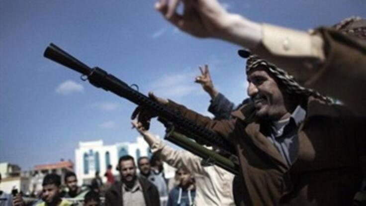 Opositores y régimen de Libia se disputan control de Zauiya