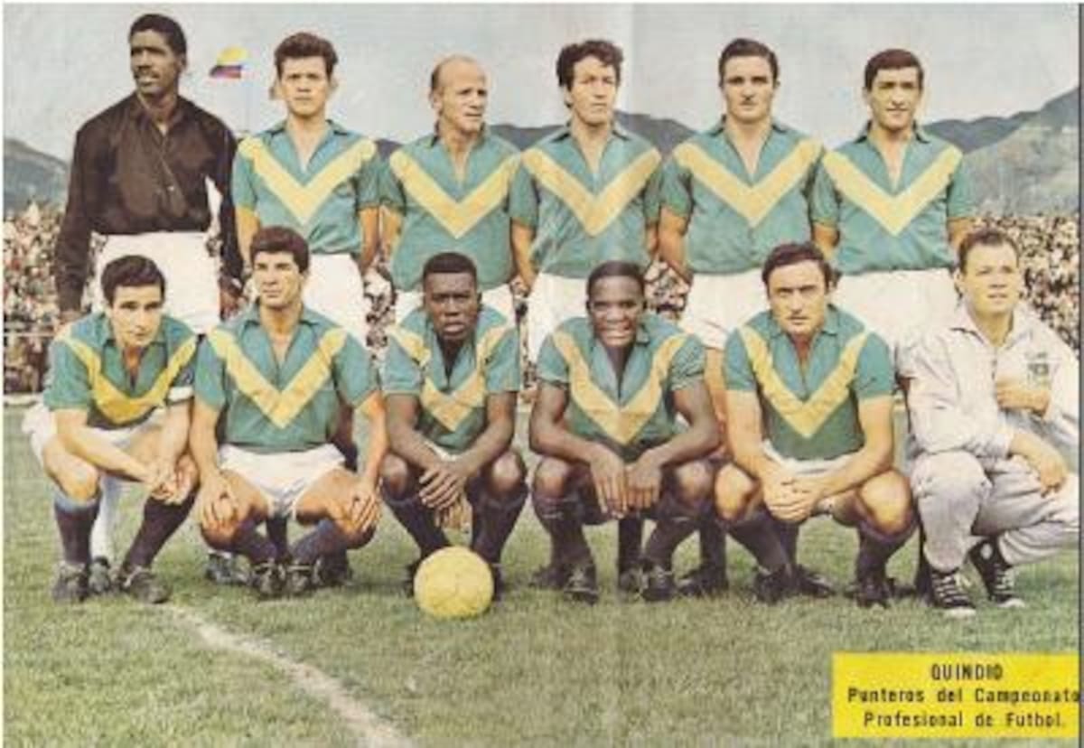 QUINDIO 1966DE PIE IZQ - DERECHA: Sombra Martínez, Conde, Sabino Bartoli, Enrique Frade, Dante Álvarez, Burbano.ABAJO IZQ- DER: Larraz, Pantoja, Edison Angulo, Jorge Gallego, Marcarian y Oviedo.