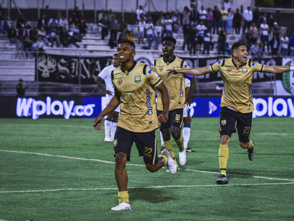 Águilas se mete entre los líderes de la Liga con una sufrida victoria ante el Once Caldas