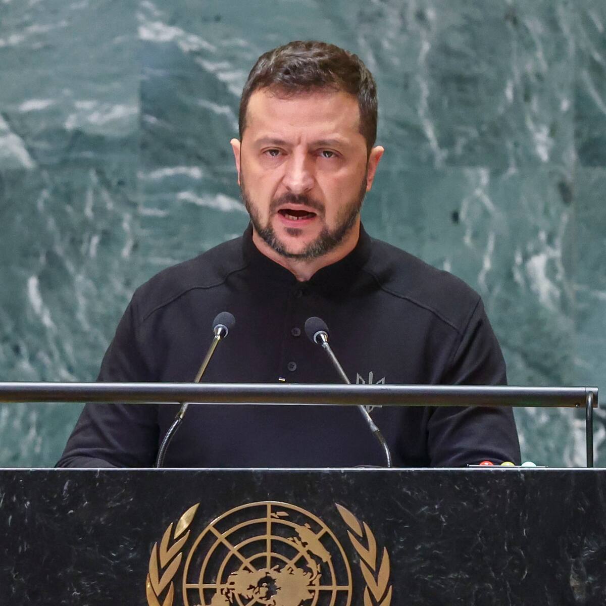Zelenski: no aceptaremos una paz impuesta mientras Rusia planea atacar plantas nucleares