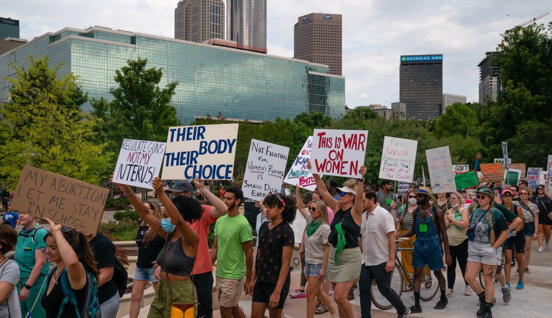 Pentágono: No se reconocerán leyes de aborto tras fallo de Corte Suprema