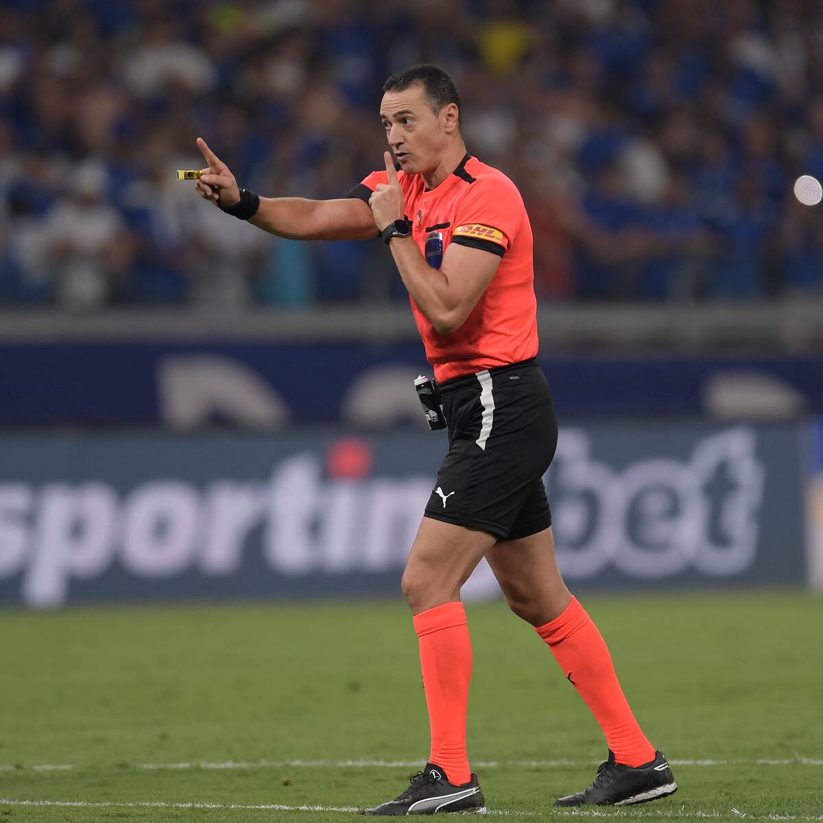 VIDEO | Wilmar Roldán echó a Advíncula a los 10 segundos del Cruzeiro Vs. Boca Juniors