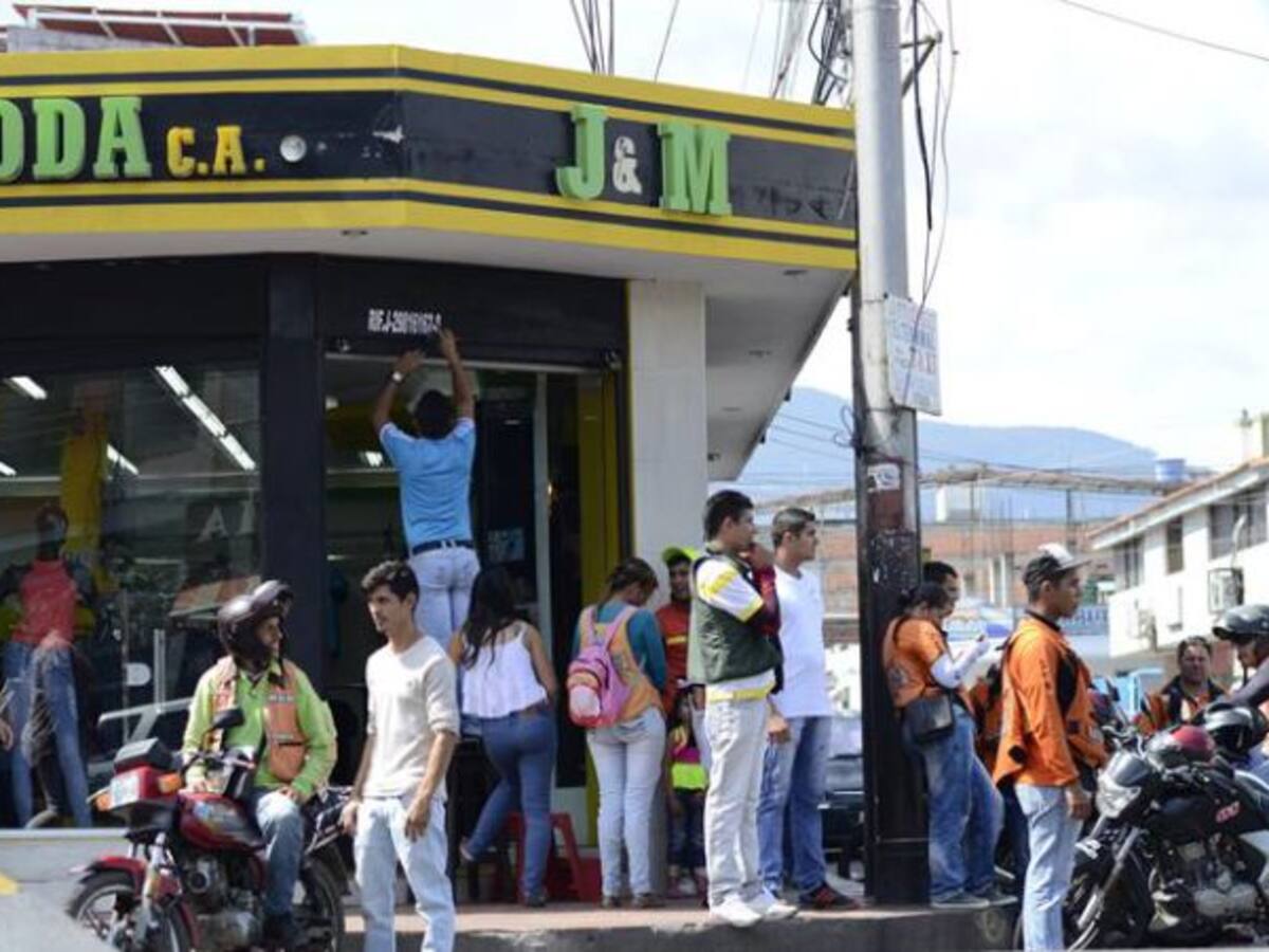 No deportados buscan aprovecharse de las ayudas por crisis en Venezuela