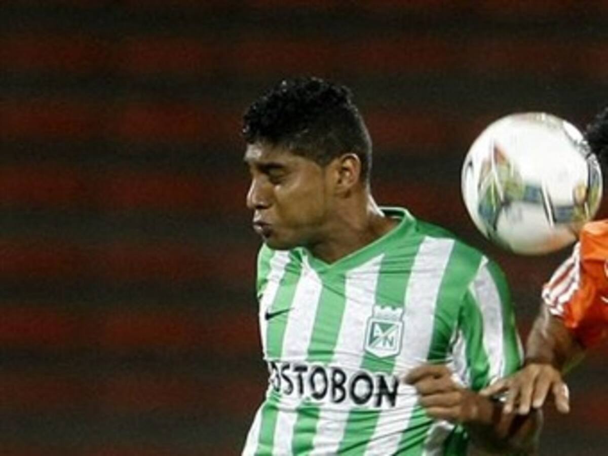 Nacional mejoró y derrotó a Medellín en el clásico paisa