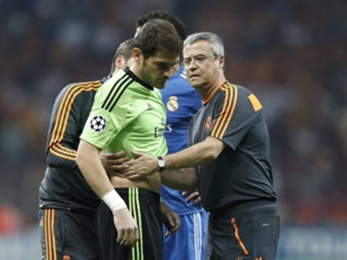 Casillas se lesiona el día de su regreso a la titularidad