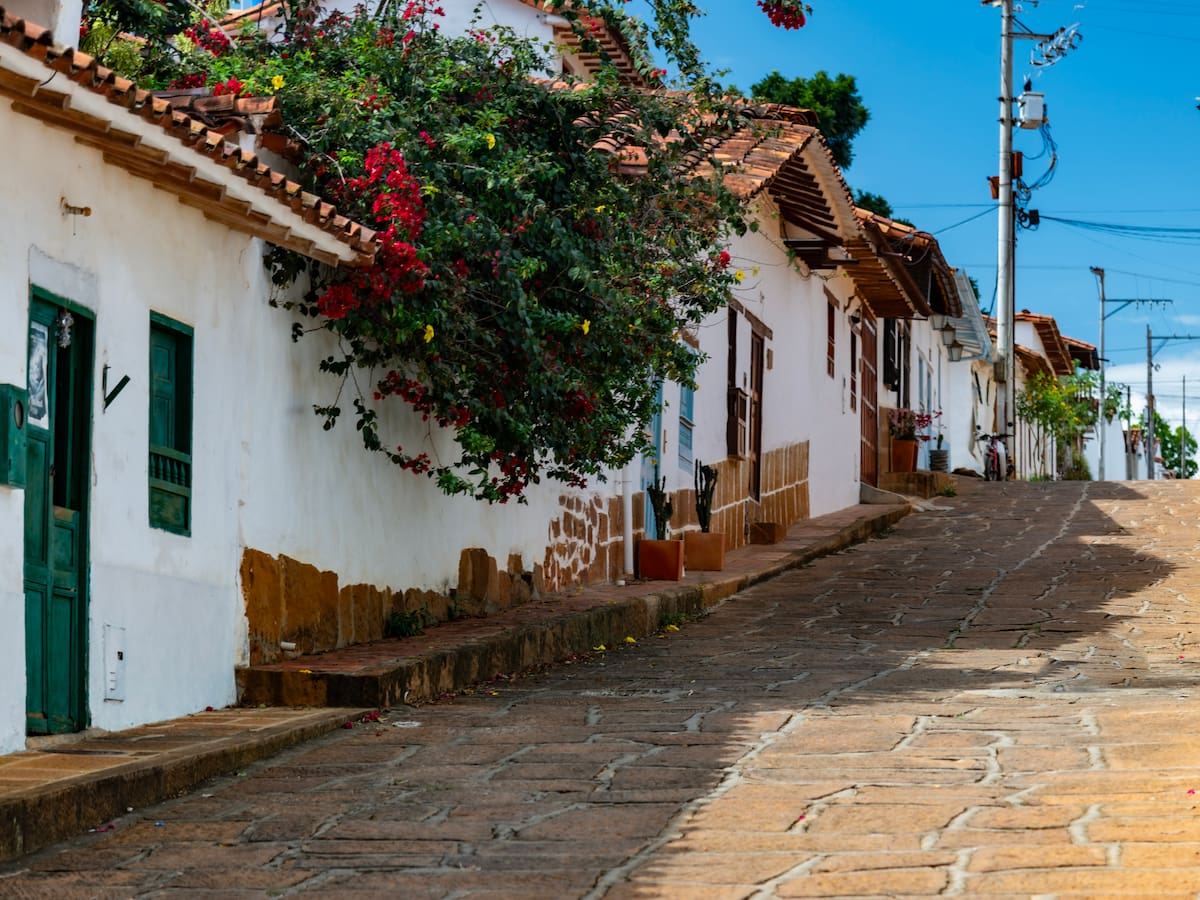 Cuánto vale ir de Bucaramanga a Barichara: Comparamos precio en taxi y bus