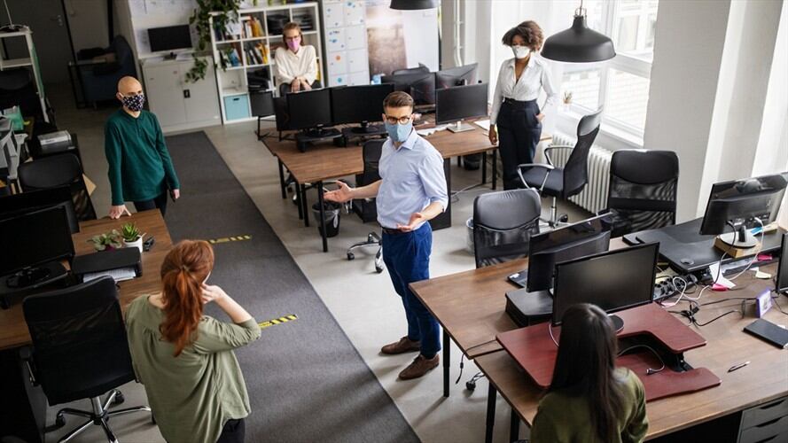 Jornada laboral. Foto: Getty Images/ Luis Álvarez