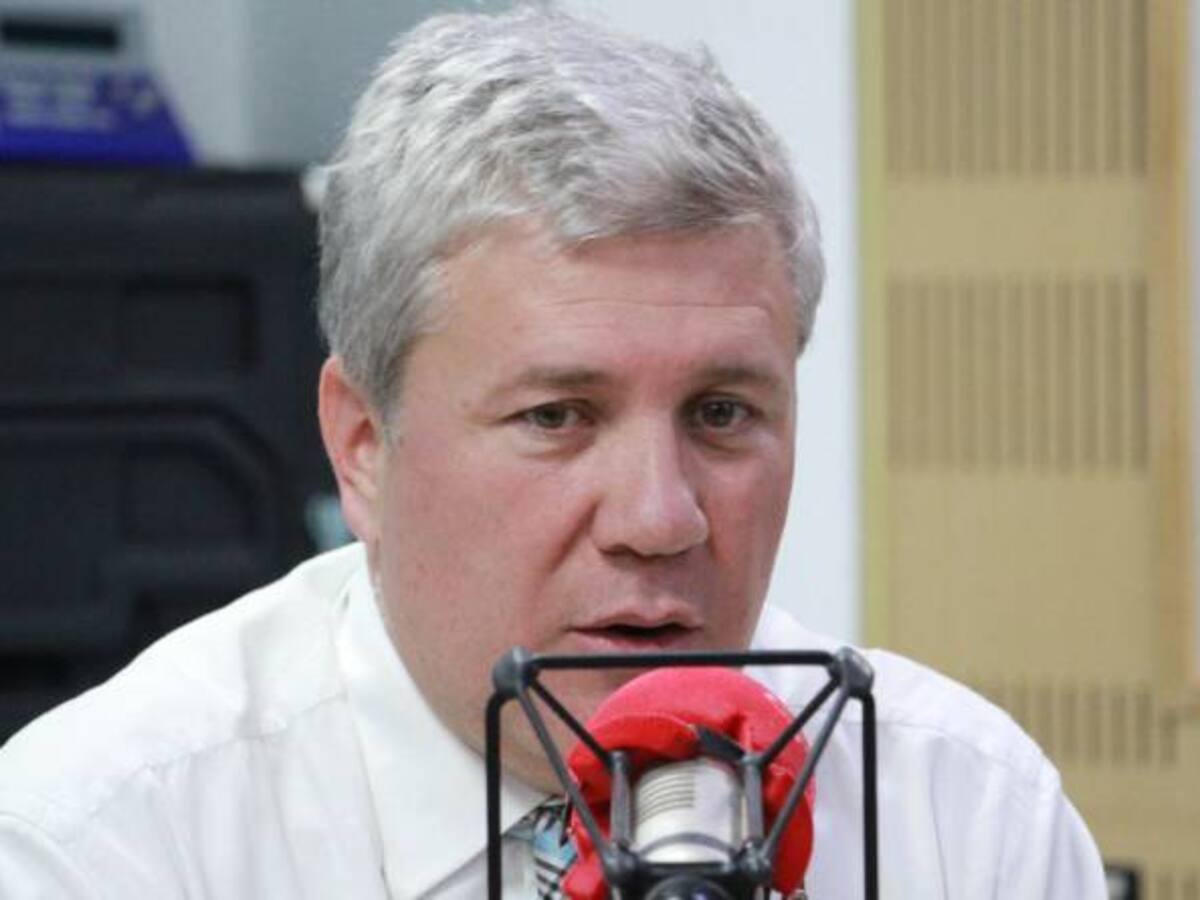 Hacer fraude de proporción masiva es imposible: Londoño