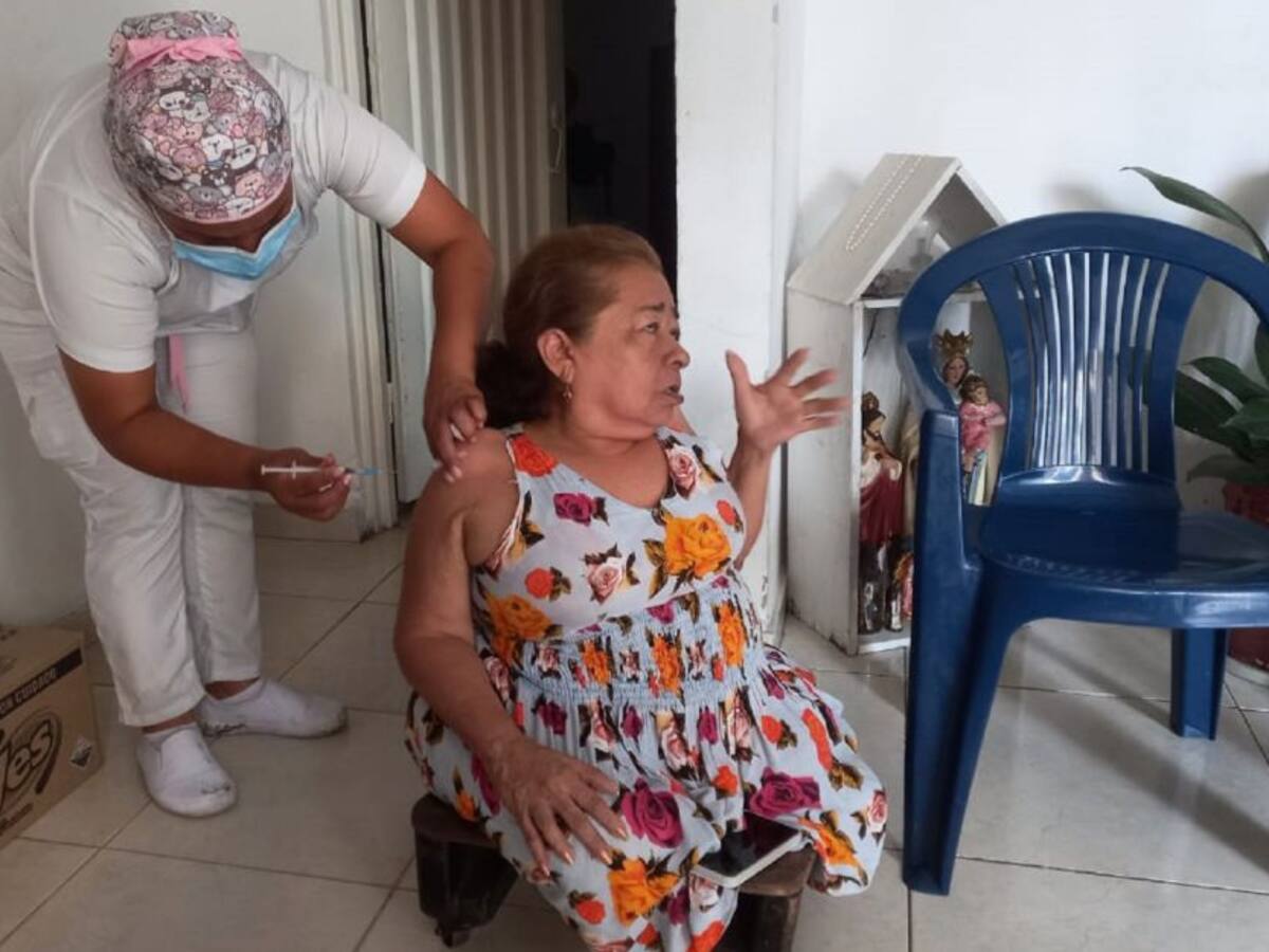 Arranca la aplicación de la cuarta dosis contra el covid-19 en Neiva