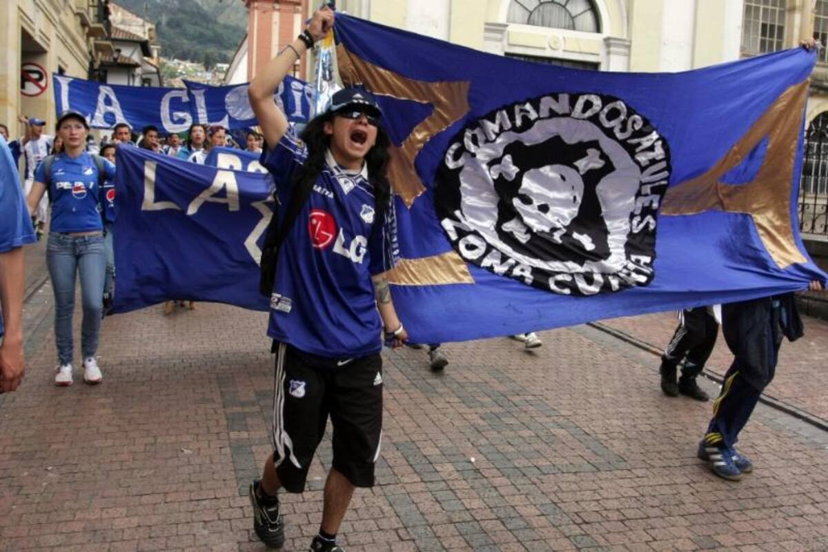El nombre de Alfonso Senior, fundador de Millonarios, fue coreado por lo hinchas en su aniversario 67. Foto: COLPRENSA ©