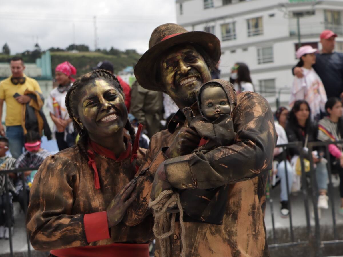 Regresó la tradicional Familia Castañeda al Carnaval de Pasto