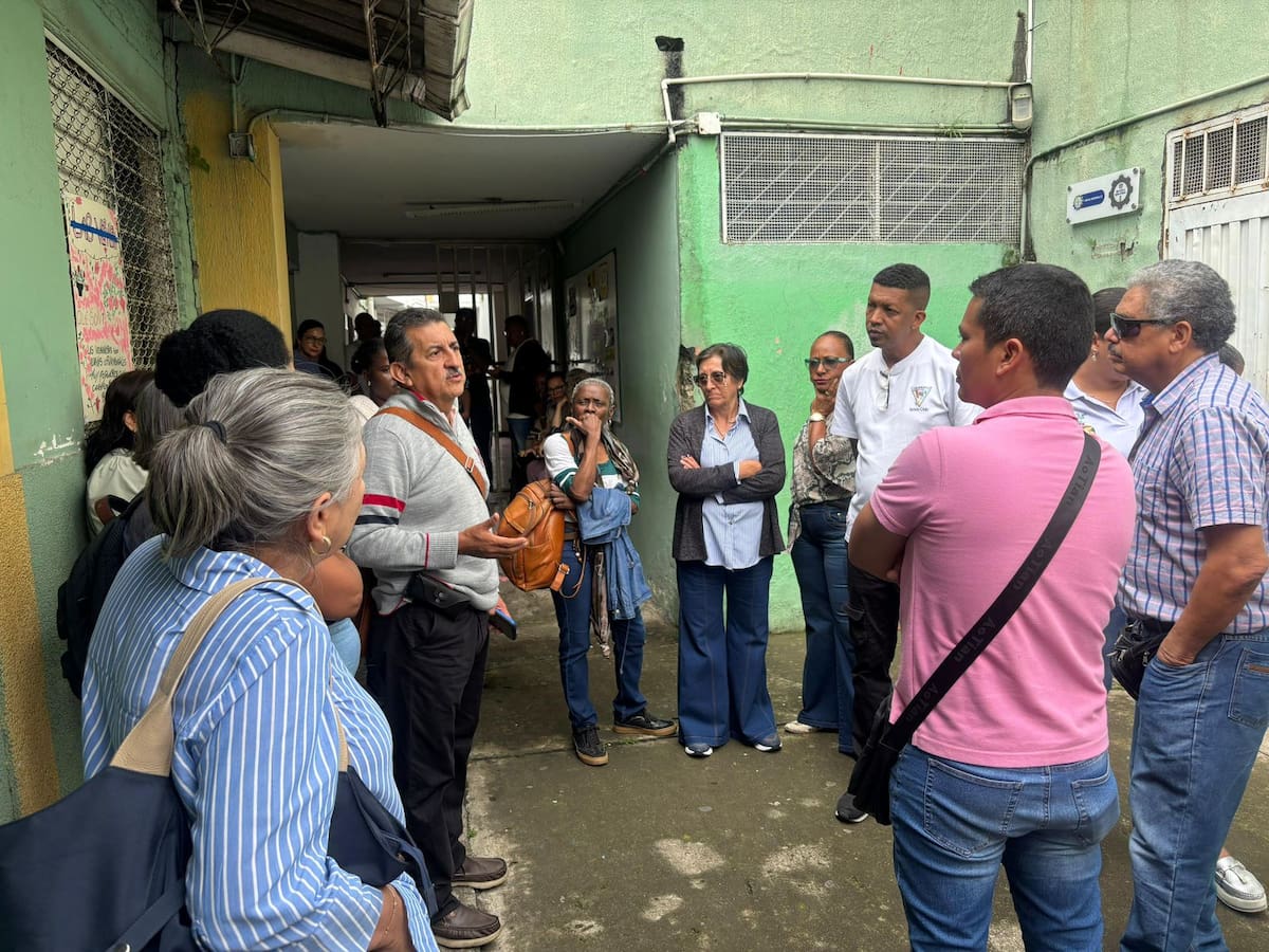 Secretaría de Educación de Cali define reubicación de estudiantes del colegio 20 de Julio en Cali