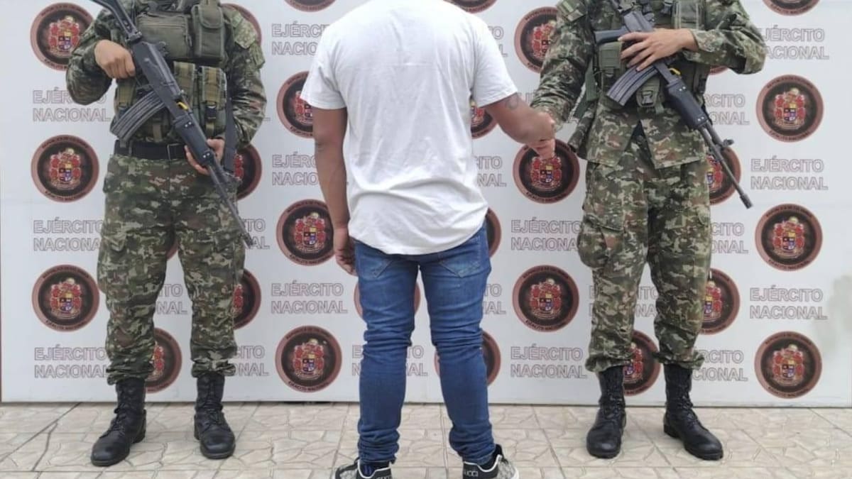 Presunto integrante de la Segunda Marquetalia dejó las armas y se entregó al Ejército en Pereira