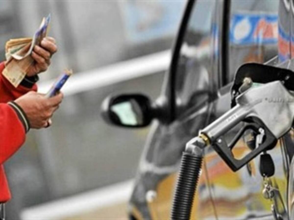 Gasolina subió 153 pesos mientras el Diesel se mantiene