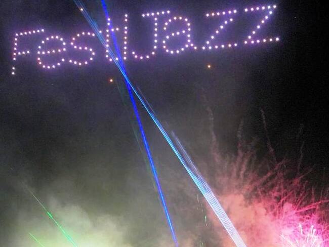 Show de drones engalanó Festijazz