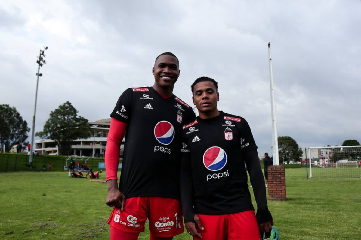 Carlos Bejarano (Izquierda) y Harrison Canchimbo (Derecha)