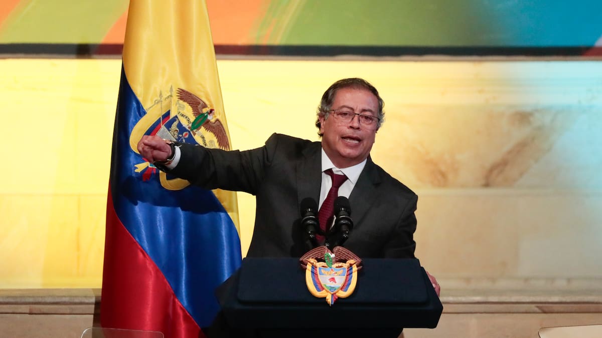 El presidente deberá pedir disculpas por llamar asesinos a quienes gritaron “fuera Petro”