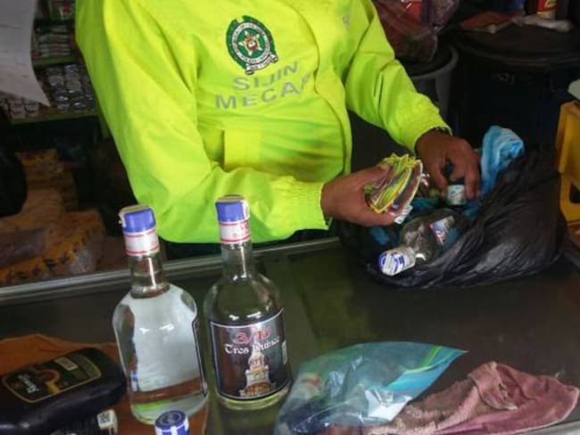 Incautan botellas de Whisky adulterado en Samacá, Boyacá