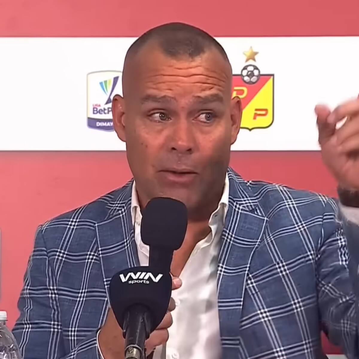 Rafael Dudamel tuvo picante discusión con periodista en rueda de prensa: “Te gusta dormir mucho”
