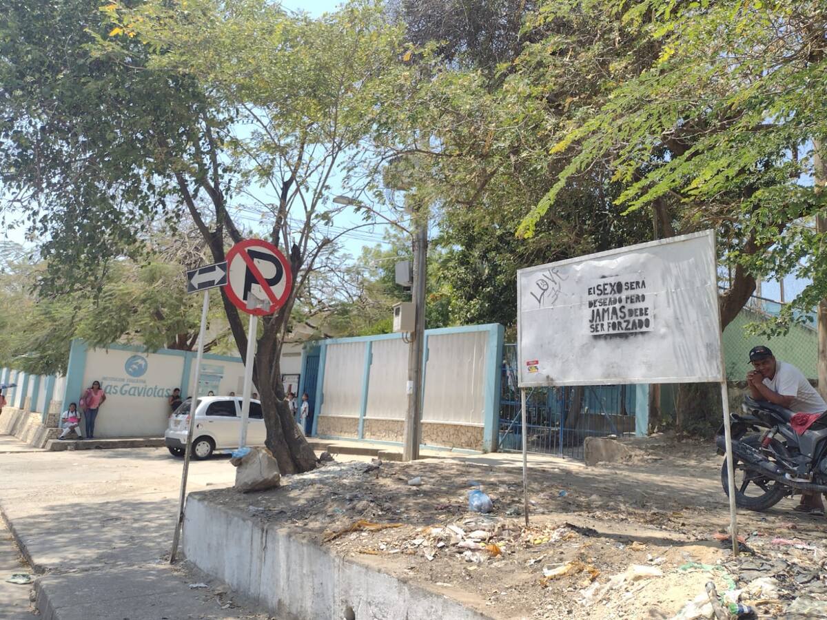 Colegios de Cartagena a “media máquina” por falta de aseo y vigilancia