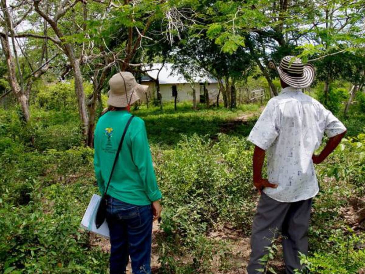 Víctimas en Urabá piden al magistrado Pretelt que no olvide devolver las tierras