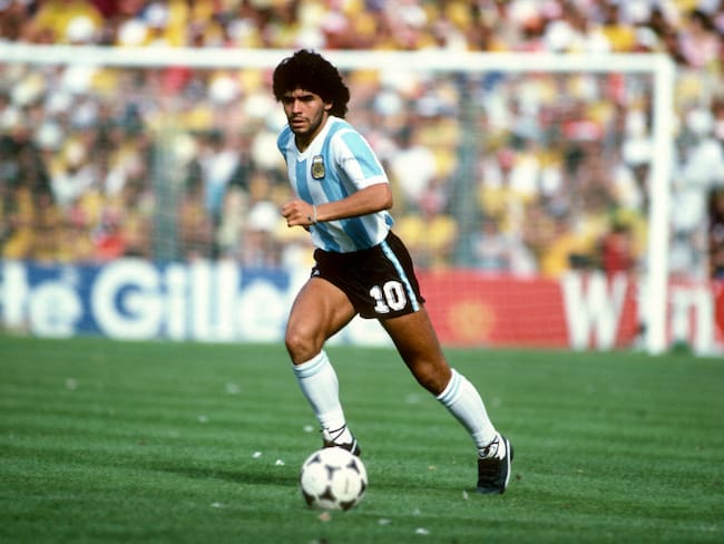 Diego Maradona de Argentina - Mark Leech/Offside/Getty Images)