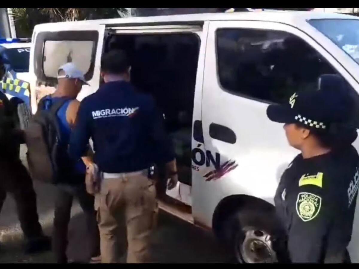 Expulsaron a un israelí que fue encontrado con una menor de edad en un hotel en Medellín