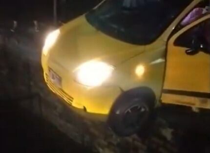 Canal de aguas lluvias en el barrio Los Próceres. / Foto: Tomada de video comunidad.