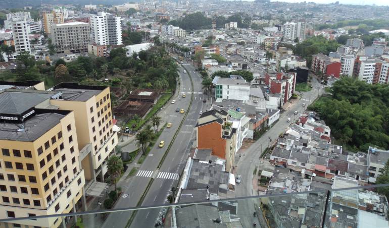 De lunes a viernes escuche 1150AM Las noticias de la región